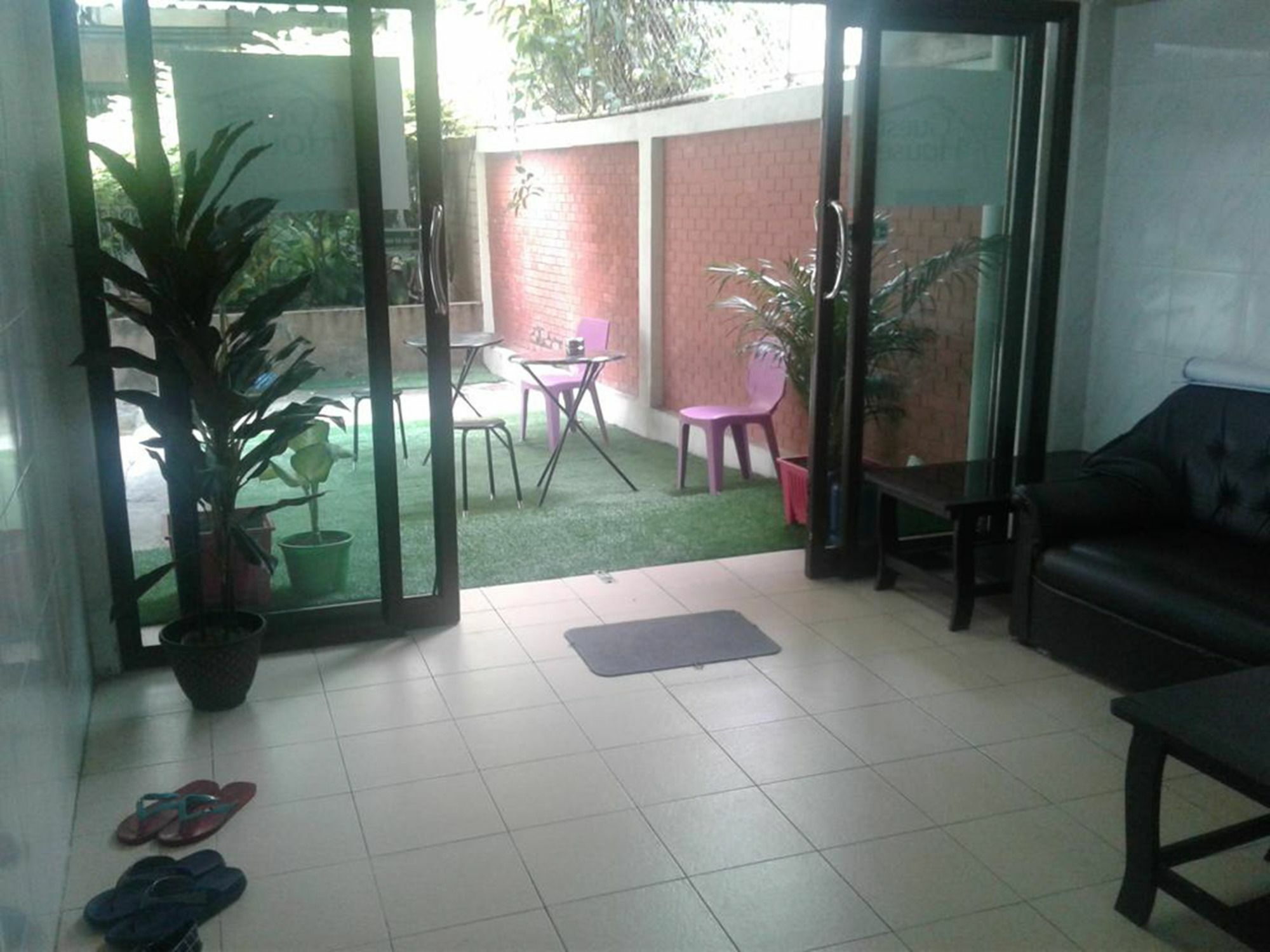 Yaya Guesthouse Бангкок Екстер'єр фото