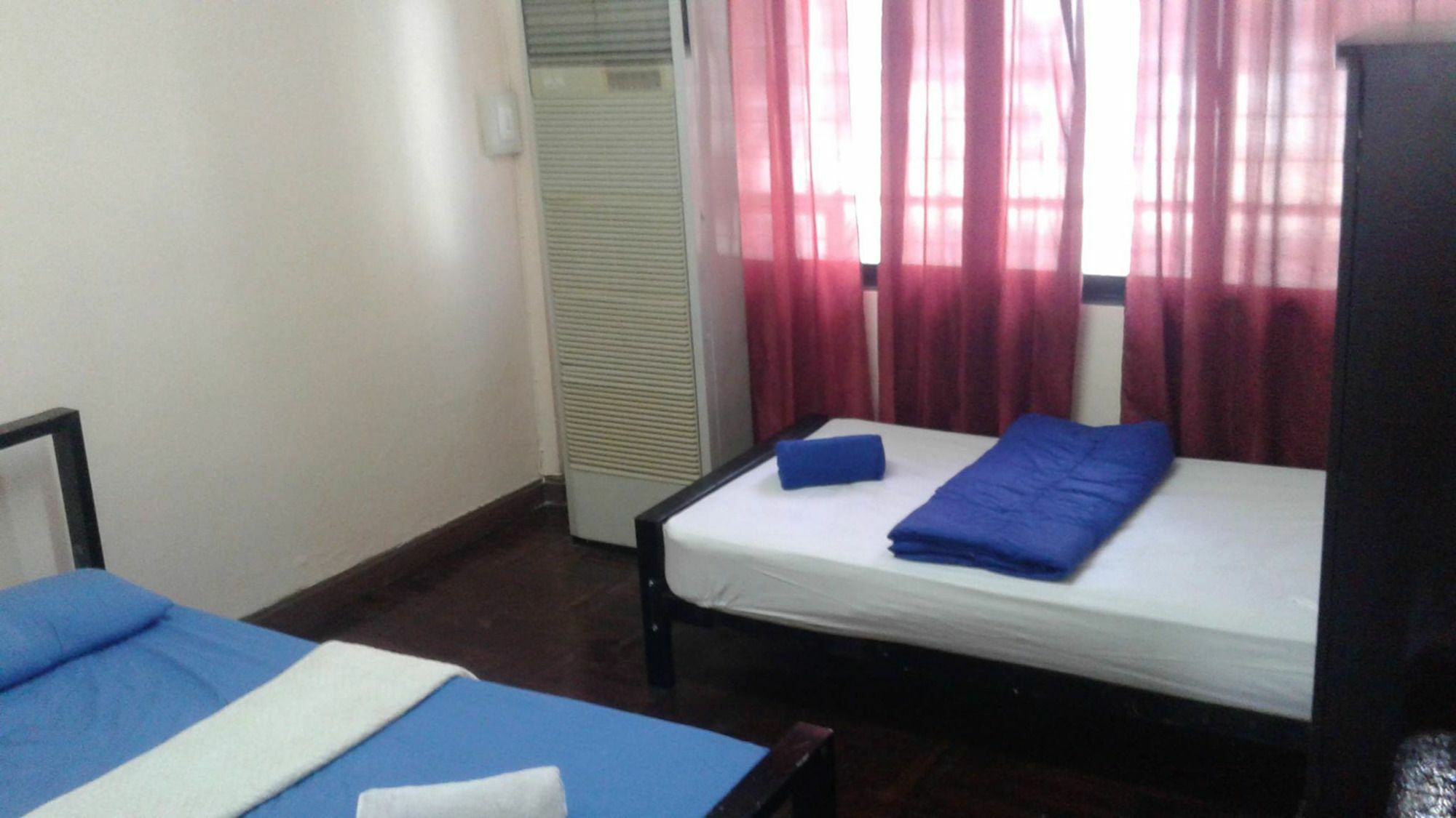 Yaya Guesthouse Бангкок Екстер'єр фото